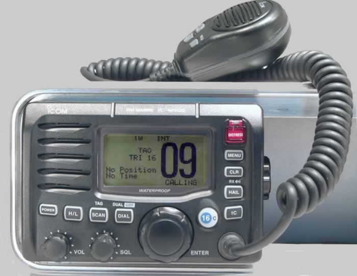 Radio VHF (08): COMMUNICATION avec la Capitainerie d'un Port de Plaisance (2)