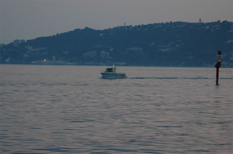 Bateaux: FEUX de route (1)