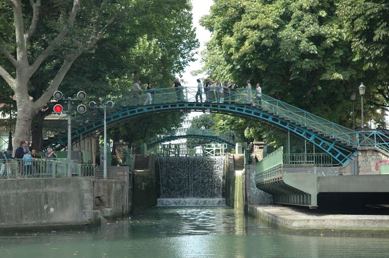 Sur le Canal Saint Martin à Paris (13)