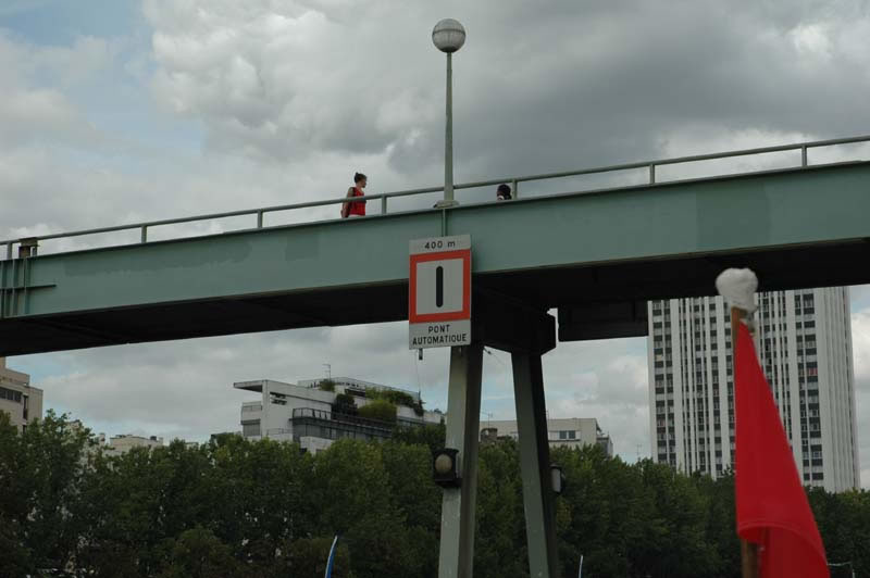 Sur le Canal Saint Martin à Paris (33)